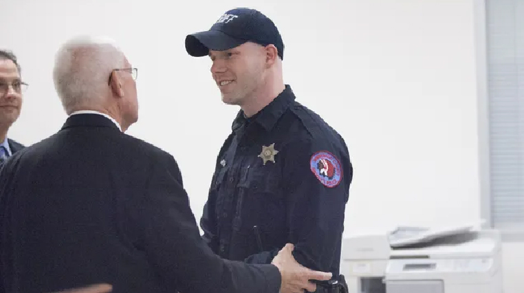 Promoting sheriff’s deputies — RRStar photo gallery news image